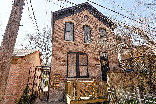 1st image of 2349 N Cambridge Ave #1R