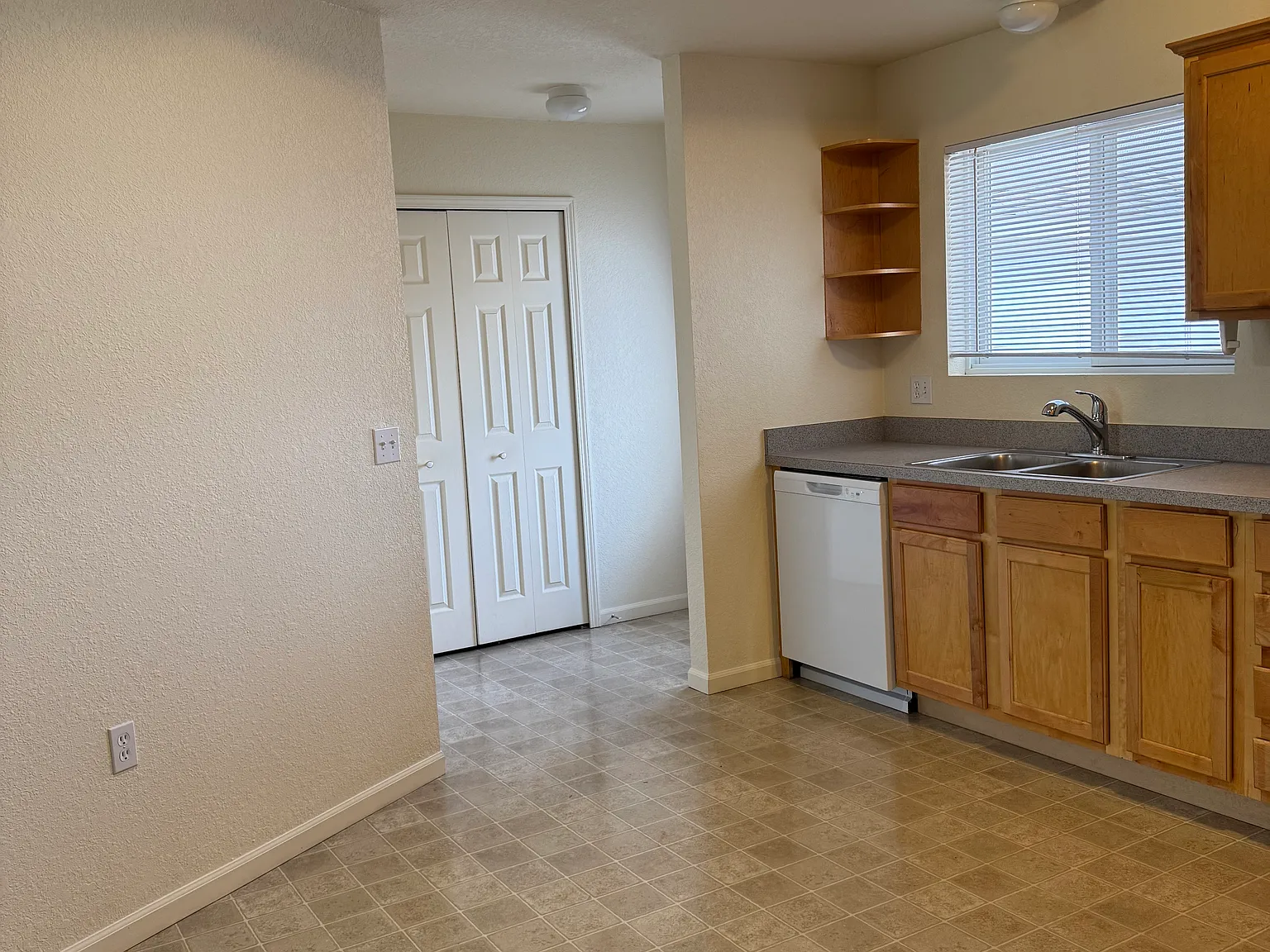Pinecrest — Photo 2