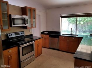 20525 NE 9th Ct, Miami, FL 33179