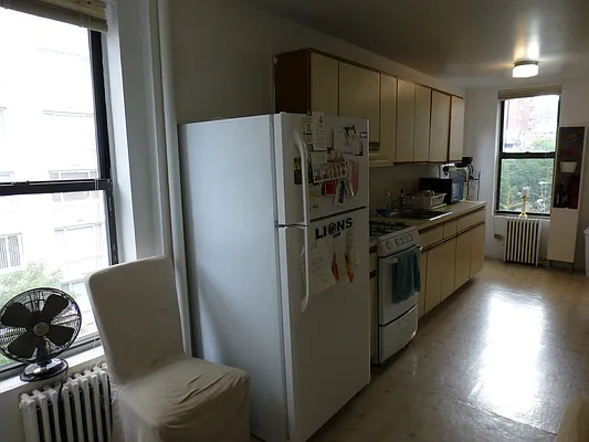 Rented by Charie Properties LLC | media 28