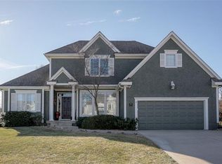 2409 SW Winterwood Ct, Lees Summit, MO 64081