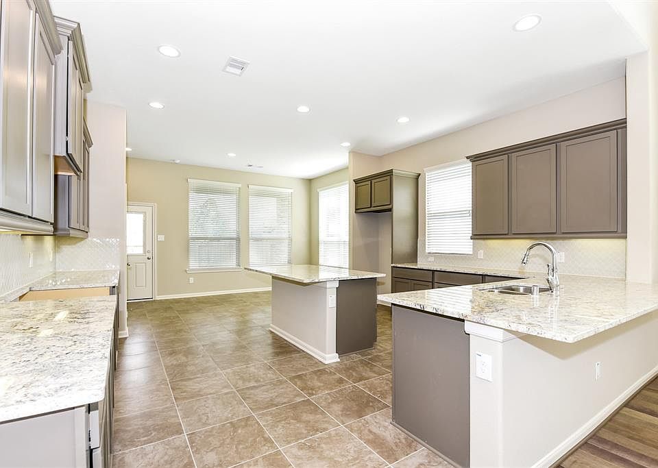 1st image of 302 Westlake Terrace Dr