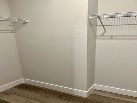 4th image of 17 Reinhardt Ln