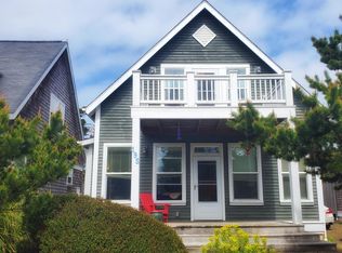 195 Oceanview St, Depoe Bay, OR 97341