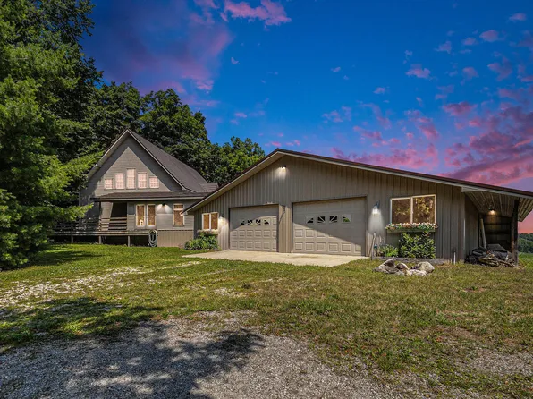 2000 W Hawley Rd, Scottville, MI 49454