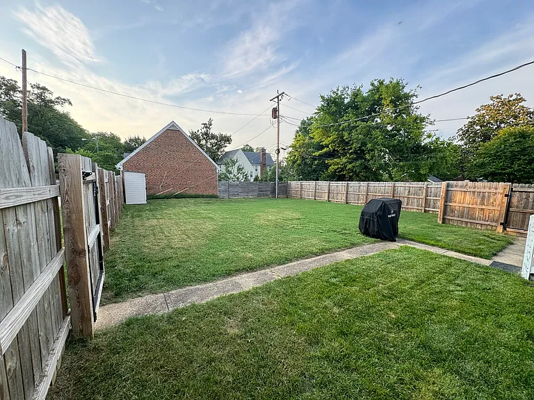 1001 Sunken Rd — Photo 13