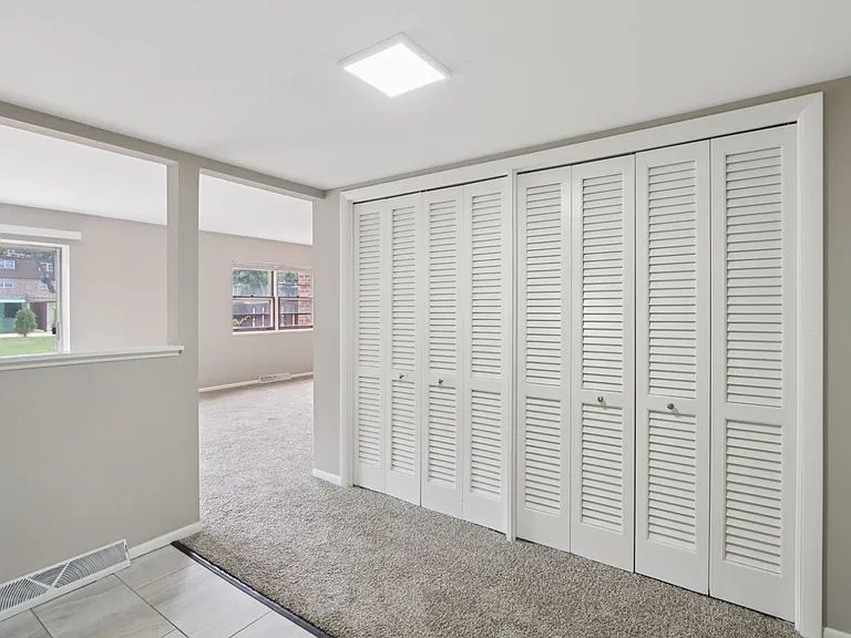 Woodland Reserve Apartments — Photo 10