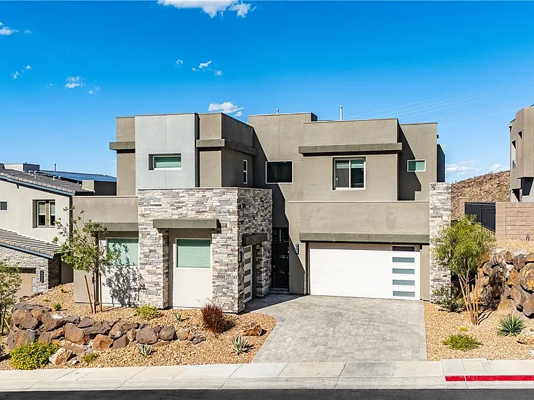 322 Natoire Ct — Photo 2
