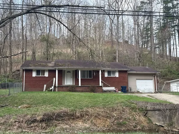 4507 Valley View Dr, Ashland, KY 41101