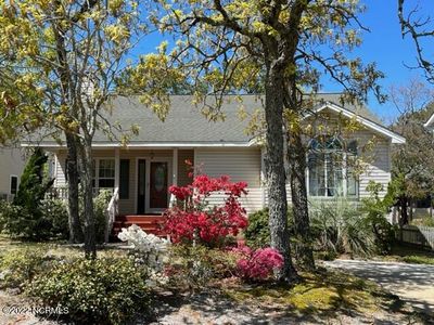 137 NE 22nd St, Oak Island, NC, 28465