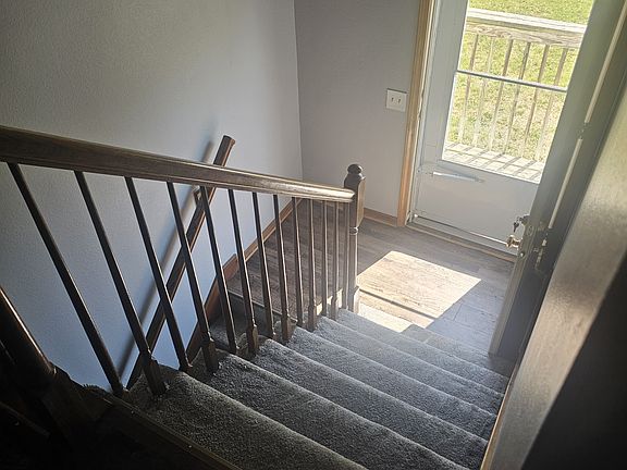 5th image of 106 W Lakeview Rd #A