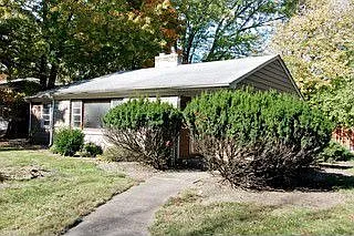 1550 Pulaski Rd photo 1