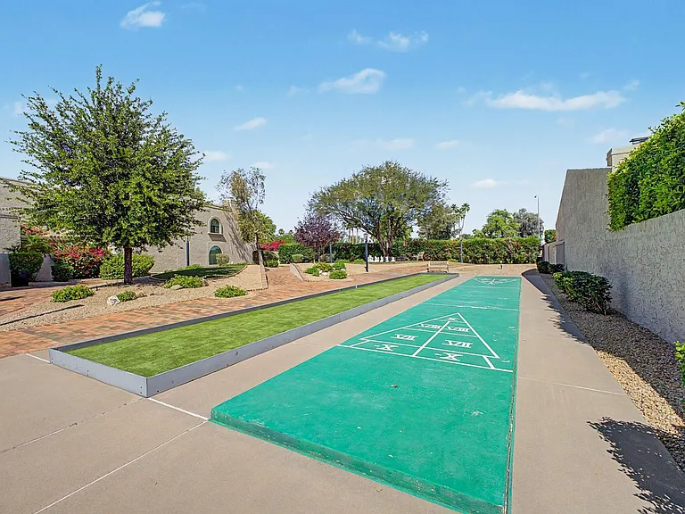 8407 E Del Camino Dr — Photo 30