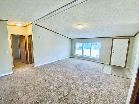 2nd image of 33308 Grove Ct