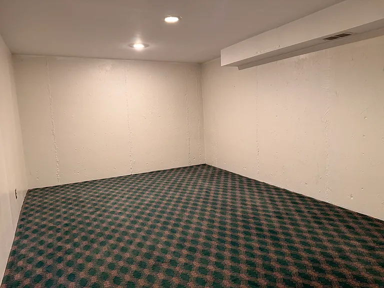 9200 Kit Dr — Photo 16