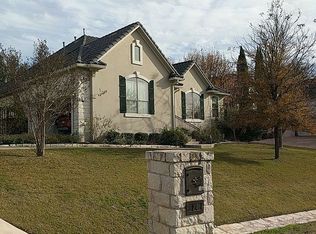 24 Falling Oaks Trl, The Hills, TX 78738