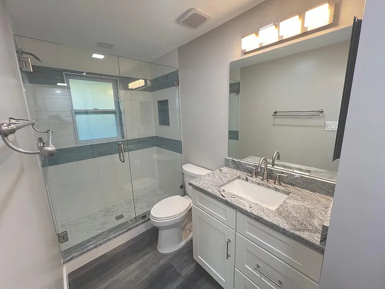 1147 Victoria Dr #B3 — Photo 18