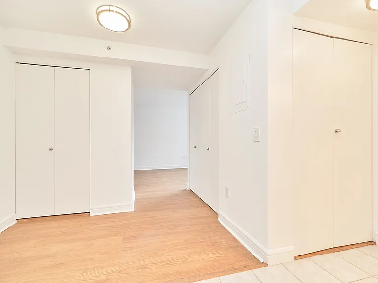 160 Riverside Blvd #6F — Photo 7