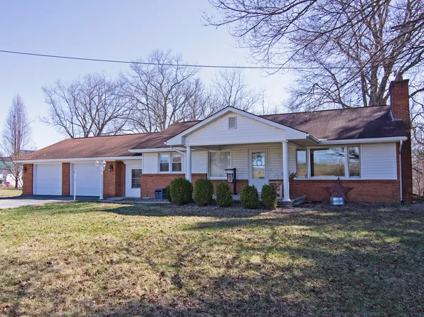 N 16000 Seneca Trl N, Maxwelton, WV 24957