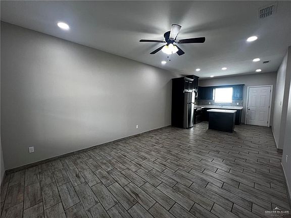 2nd image of 1327 W Garfield Ave #3