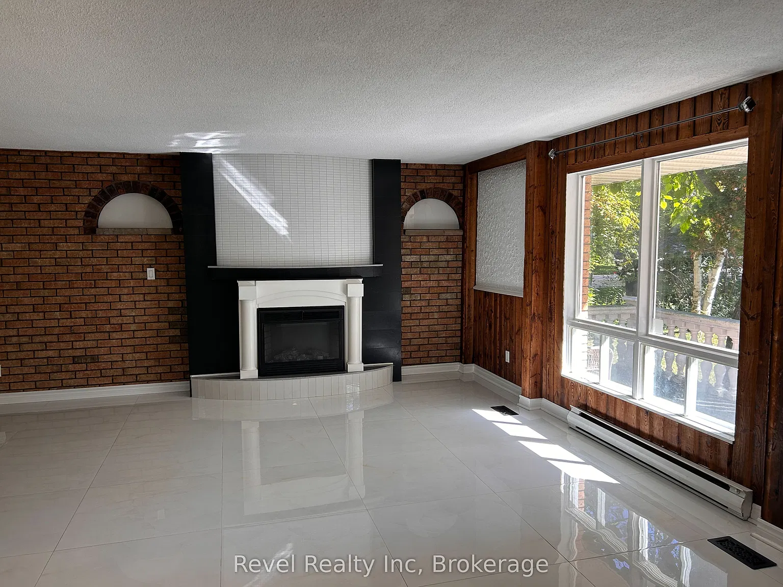 4 bed, $2,850 — Photo 4