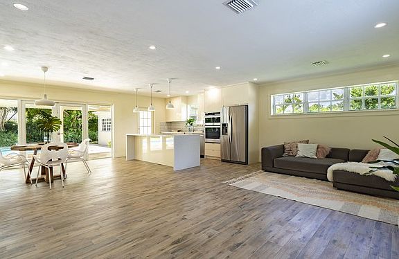3rd image of 7440 SW 136th St