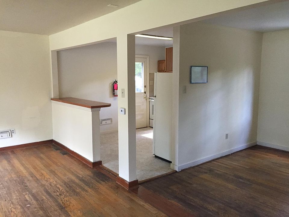1st image of 930 N Atherton St