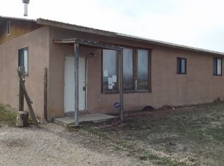 641 Mares Ln, Taos, NM 87571