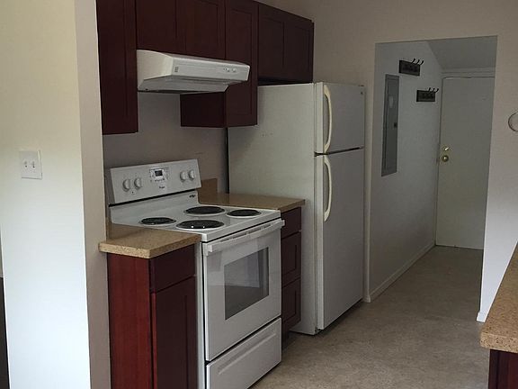 4th image of 1515 1/2 Baker Ave