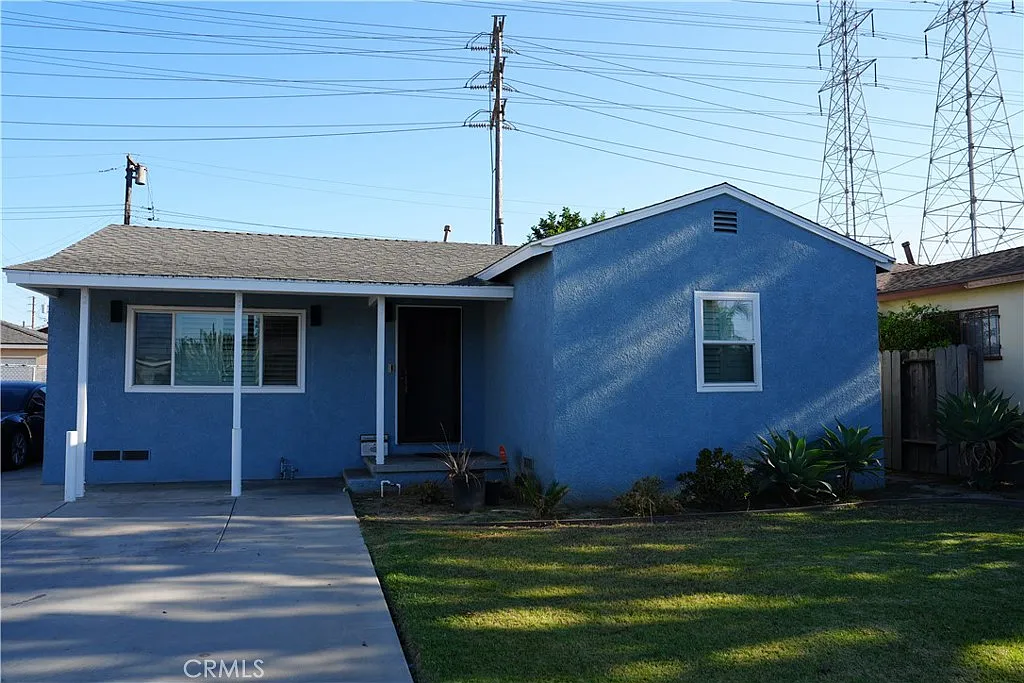 3 bed, 1128 sqft, $3,200 — Photo 1