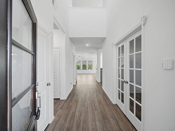 4th image of 14230 Overbrook Willow Way