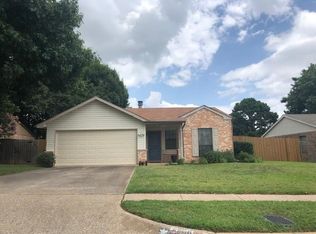 2606 Knoll Trl, Euless, TX 76039