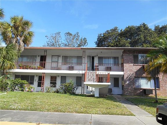 2nd image of 2344 Shelley St APT 15