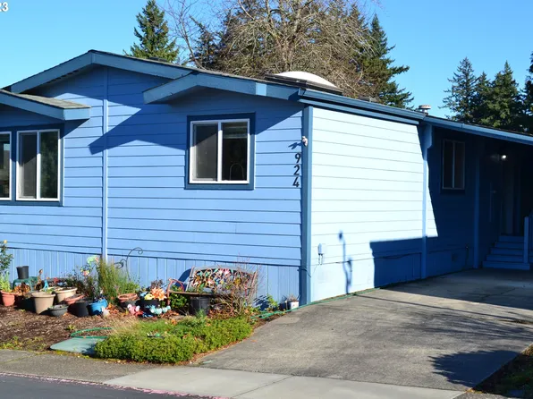 924 SW Fox Pl, Troutdale, OR 97060