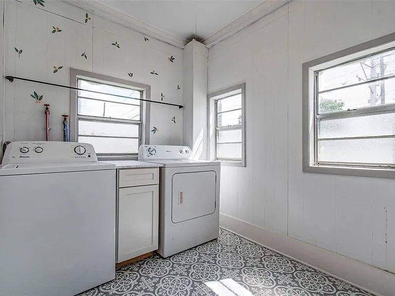 901 Boundary St — Photo 25