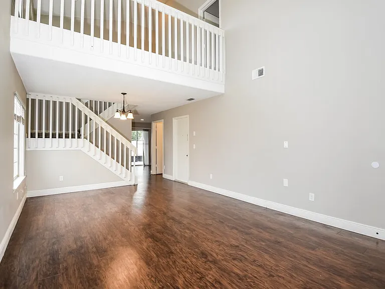 1405 Timberbend Cir — Photo 5