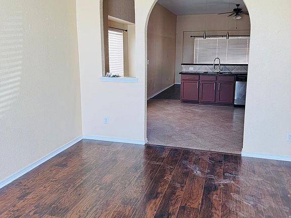 4th image of 13313 Emerald Creek Dr