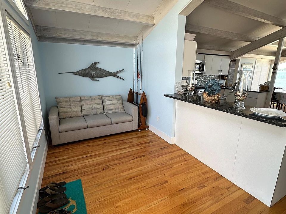 12 Sandy Beach Rd, Greenport, NY 11944 Zillow