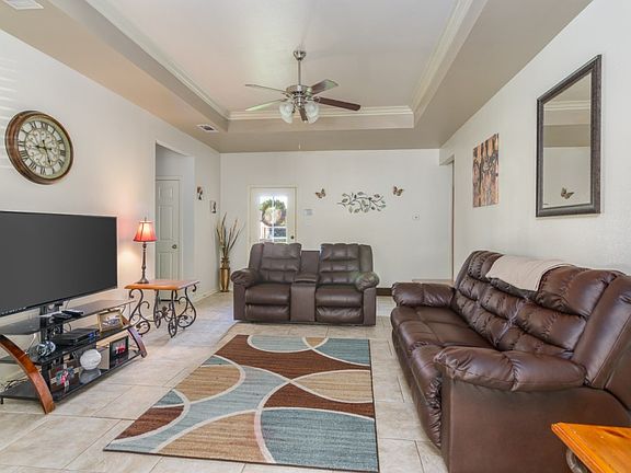 2nd image of 40317 Crestridge Dr