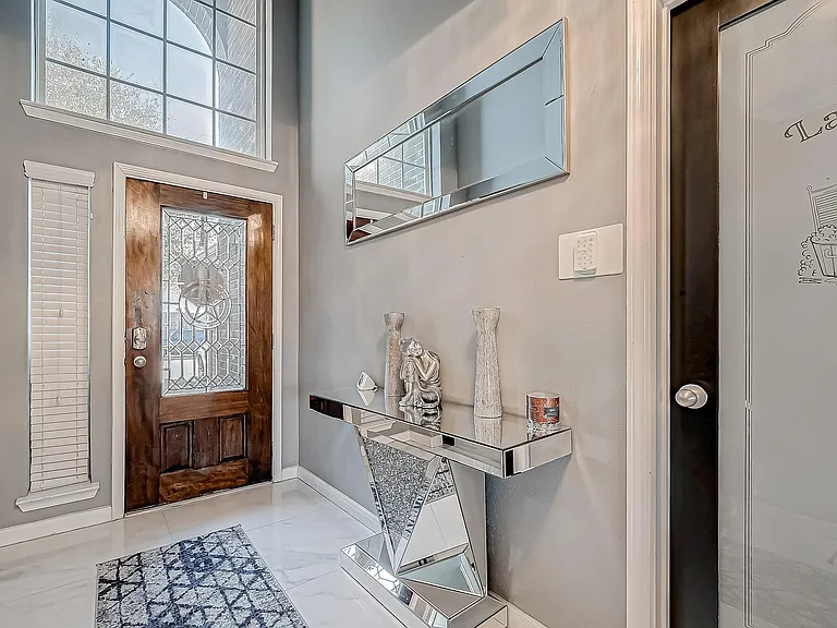 17923 Cypress Side Dr — Photo 5