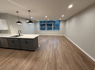 214 Kinne St #106, East Syracuse, NY