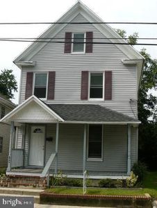 704 Clarke Ave, Pocomoke City, MD, 21851