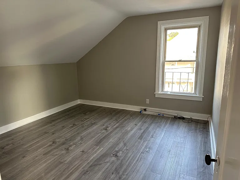 95 Park Ave #3 — Photo 10