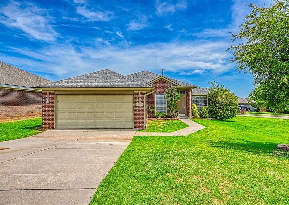 1st image of 2308 Avenel Dr