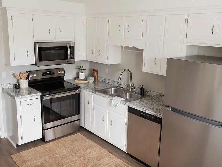 112 Bennett Dr — Photo 6