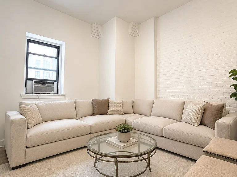 400 W 25th St #1G — Photo 3