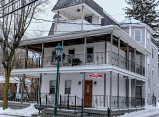 11 Walnut St APT 3R, Walden, NY 12586