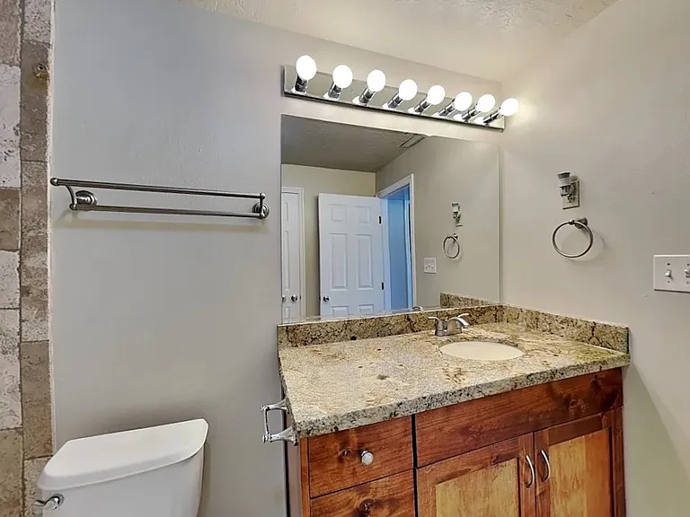 4577 W Mina Deoro Dr — Photo 4