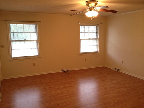 2nd image of 1507 E Calhoun St