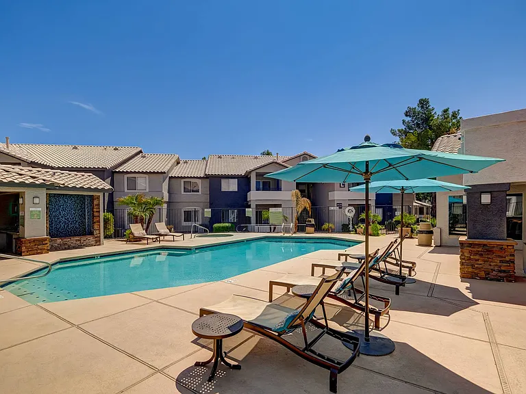 Allure at Tempe Apartments — Photo 16